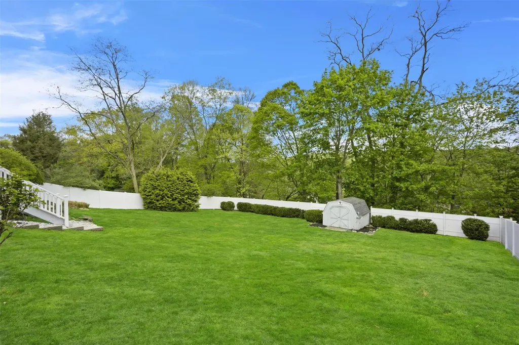 36 Hamlin Road Mahopac NY 10541