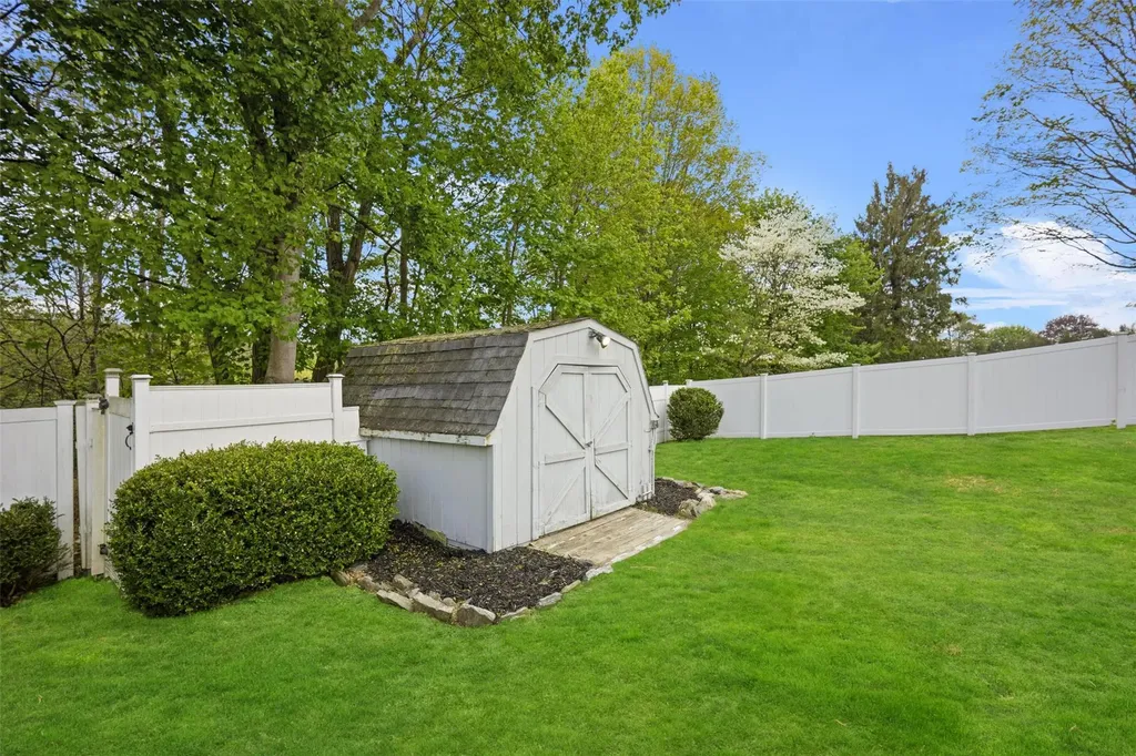 36 Hamlin Road Mahopac NY 10541
