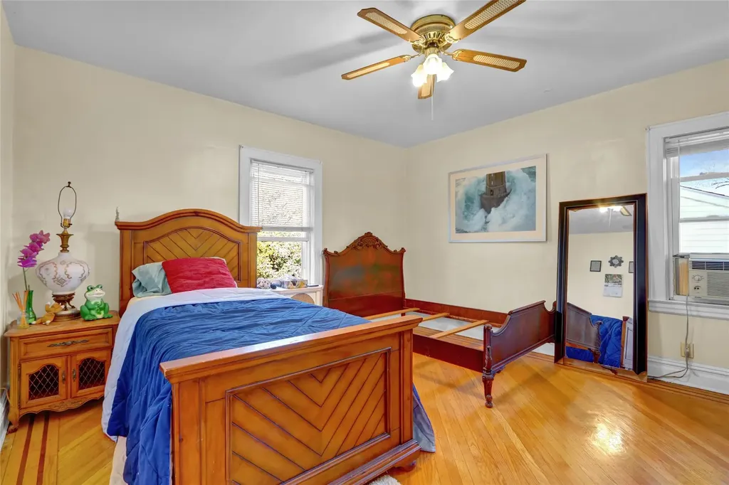 273 E Beverly Parkway Valley Stream NY 11580