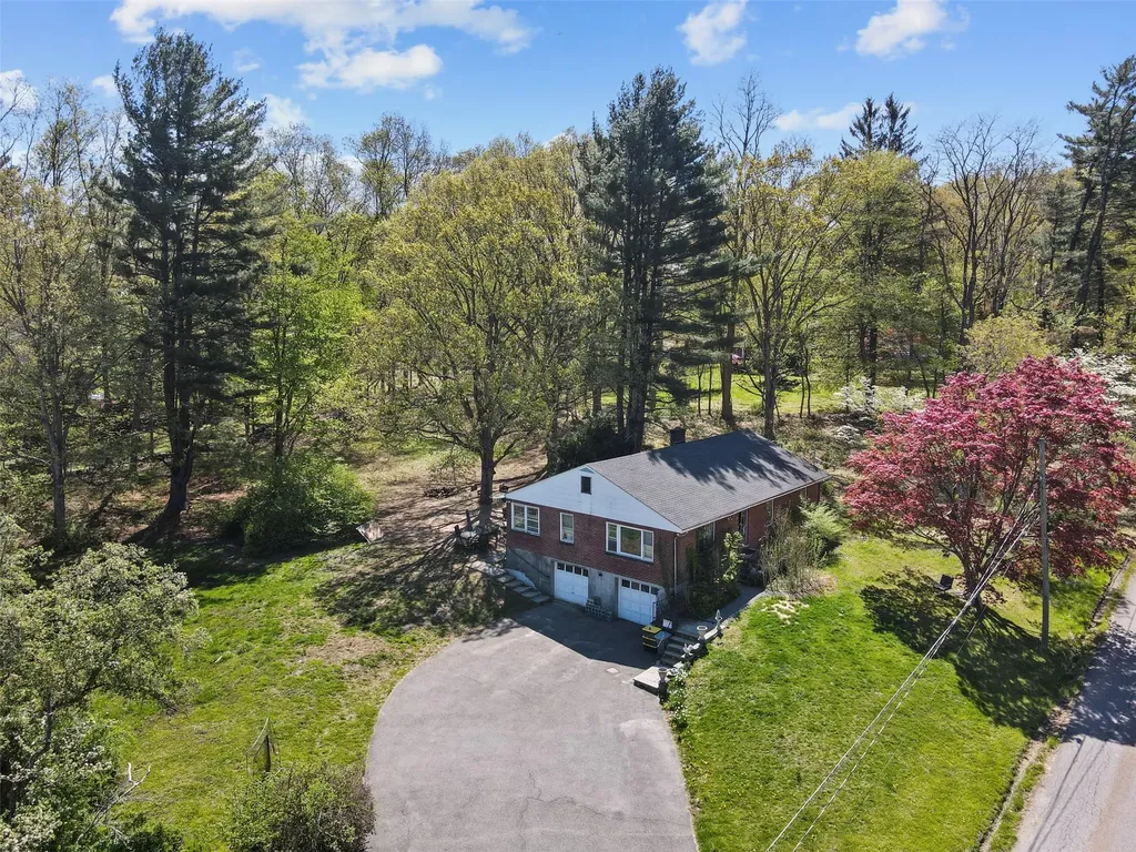 11 South Lane Katonah NY 10536