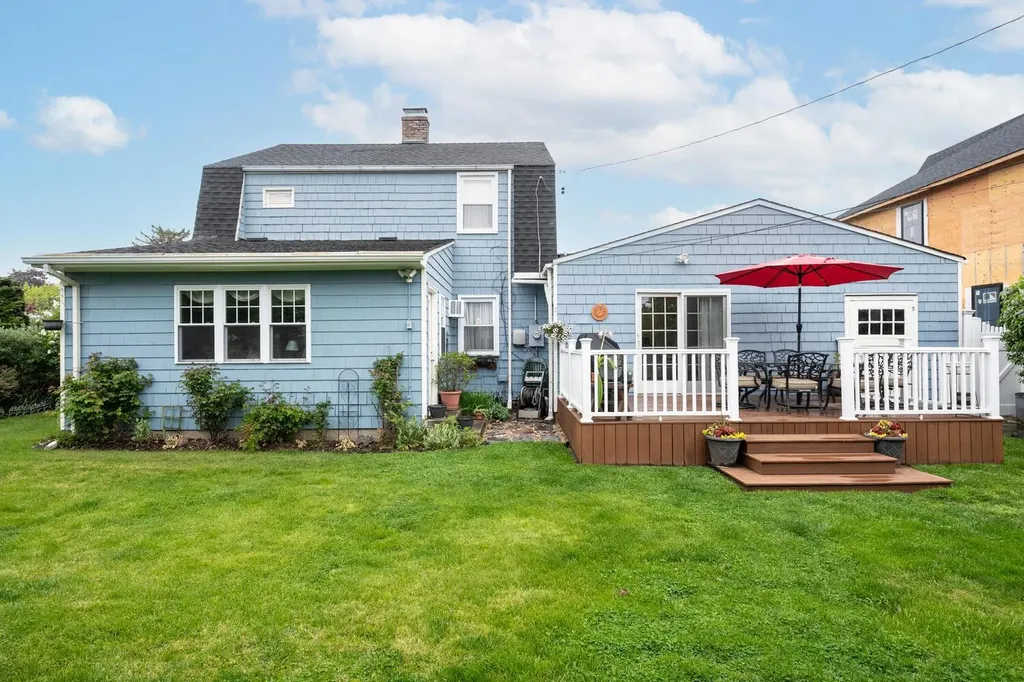 178 Harvard Street Westbury NY 11590