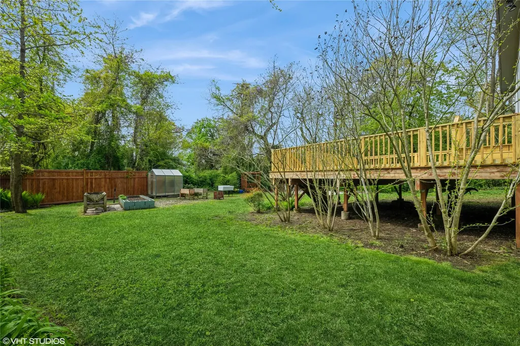 694 Lakeside Drive Baldwin NY 11510