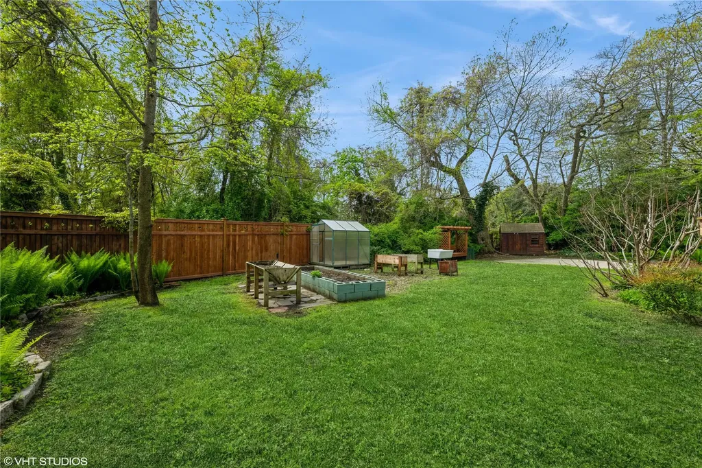 694 Lakeside Drive Baldwin NY 11510