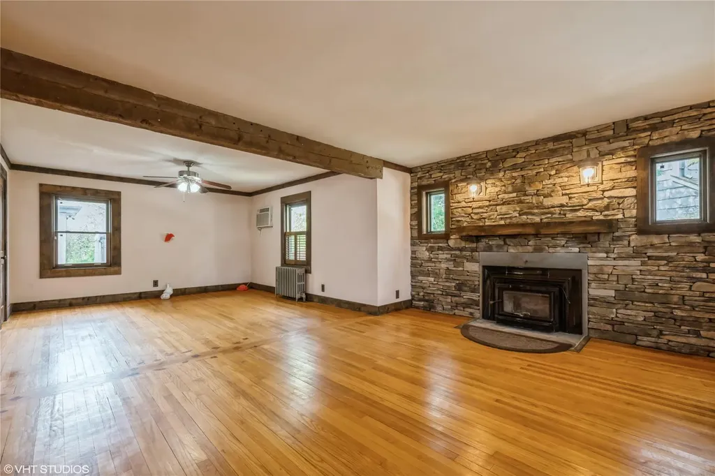 694 Lakeside Drive Baldwin NY 11510