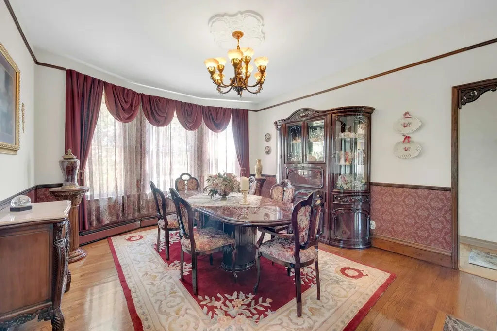 64 Albemarle Place Yonkers NY 10701