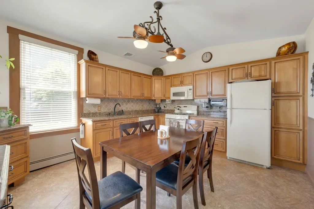 64 Albemarle Place Yonkers NY 10701