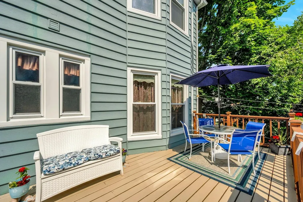 64 Albemarle Place Yonkers NY 10701