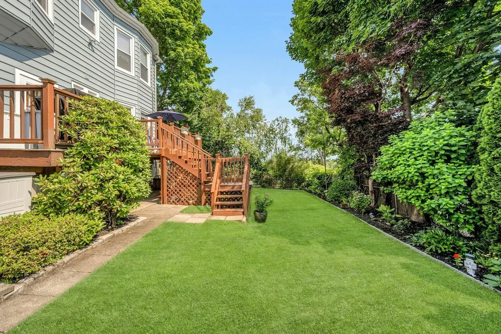 64 Albemarle Place Yonkers NY 10701