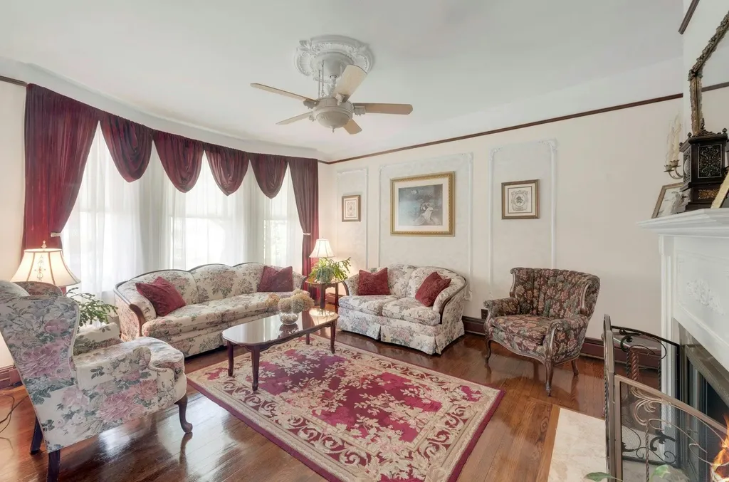 64 Albemarle Place Yonkers NY 10701