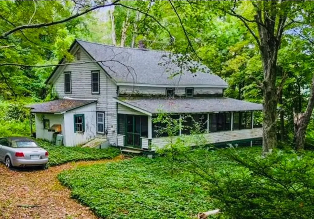 472 Bullet Hole Road Mahopac NY 10541