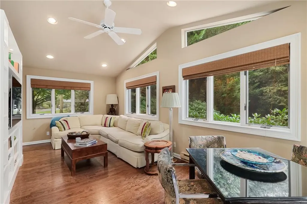 2 Winding Brook Drive Larchmont NY 10538