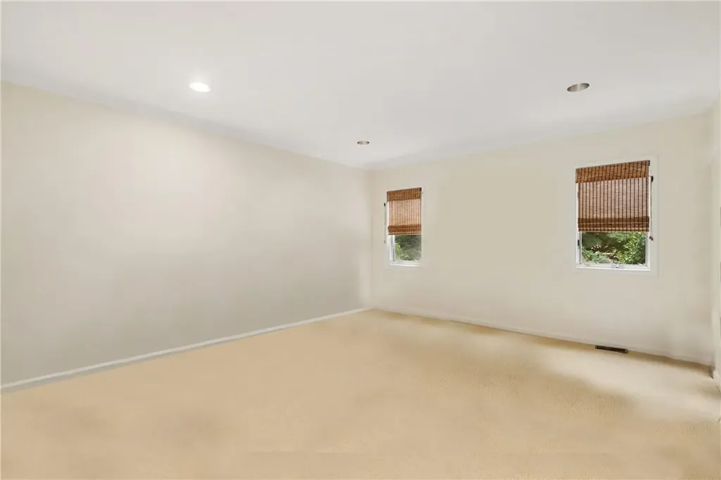 2 Winding Brook Drive Larchmont NY 10538