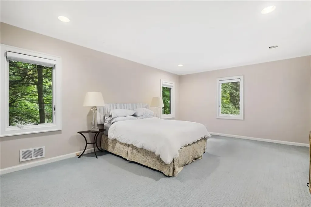2 Winding Brook Drive Larchmont NY 10538