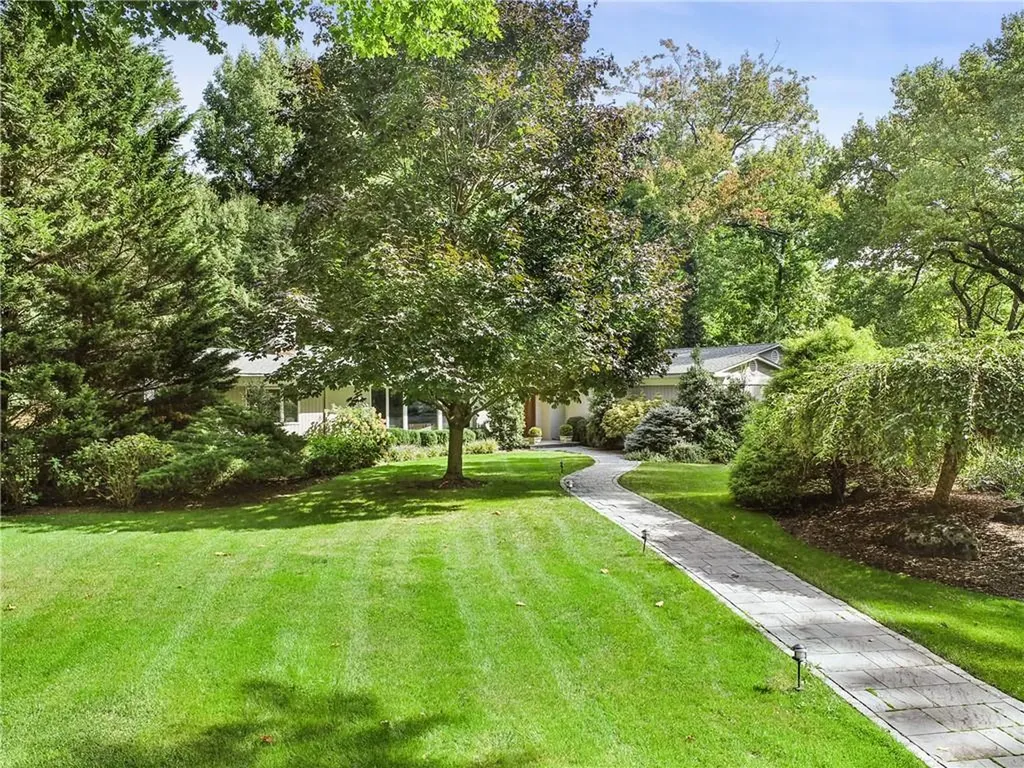 2 Winding Brook Drive Larchmont NY 10538