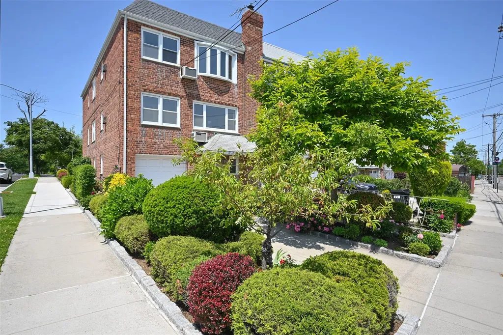 1918 Utopia Parkway Whitestone NY 11357