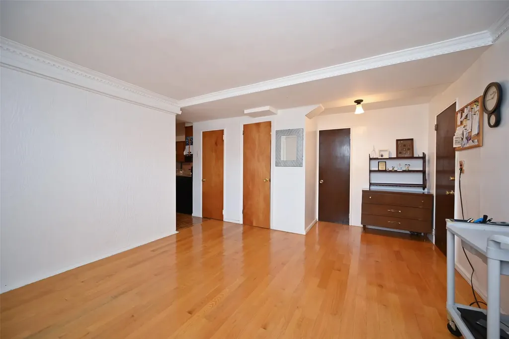 1918 Utopia Parkway Whitestone NY 11357