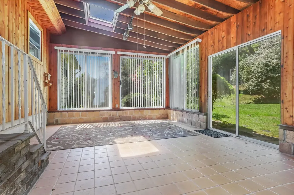 51 Brookside Road Mahopac NY 10541