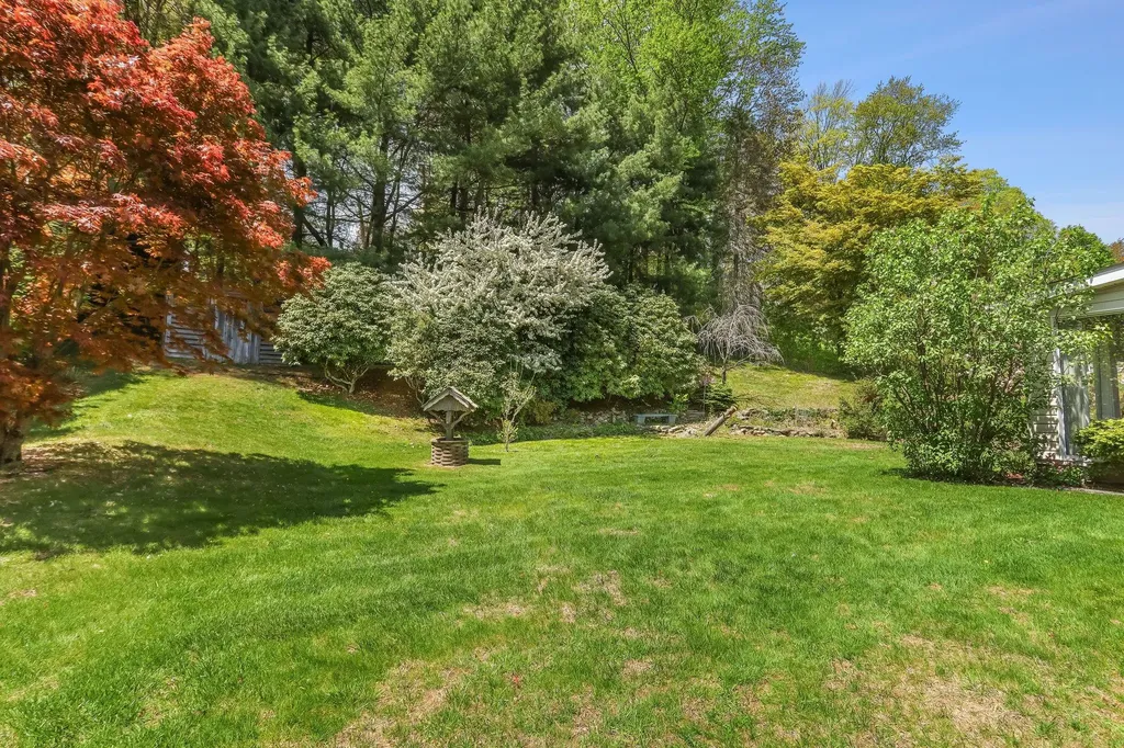 51 Brookside Road Mahopac NY 10541