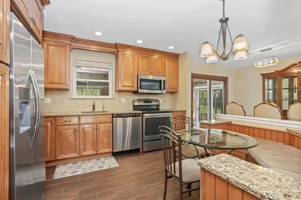 51 Brookside Road Mahopac NY 10541