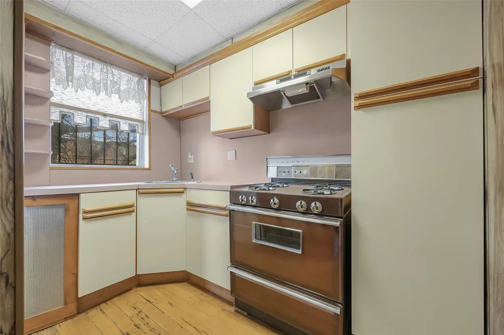 90 Carroll Street Brooklyn NY 11231