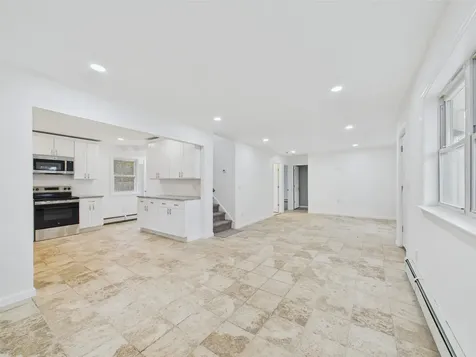 613 Bourdois Avenue Bellport NY 11713