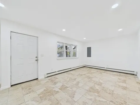 613 Bourdois Avenue Bellport NY 11713