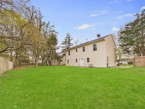 613 Bourdois Avenue Bellport NY 11713