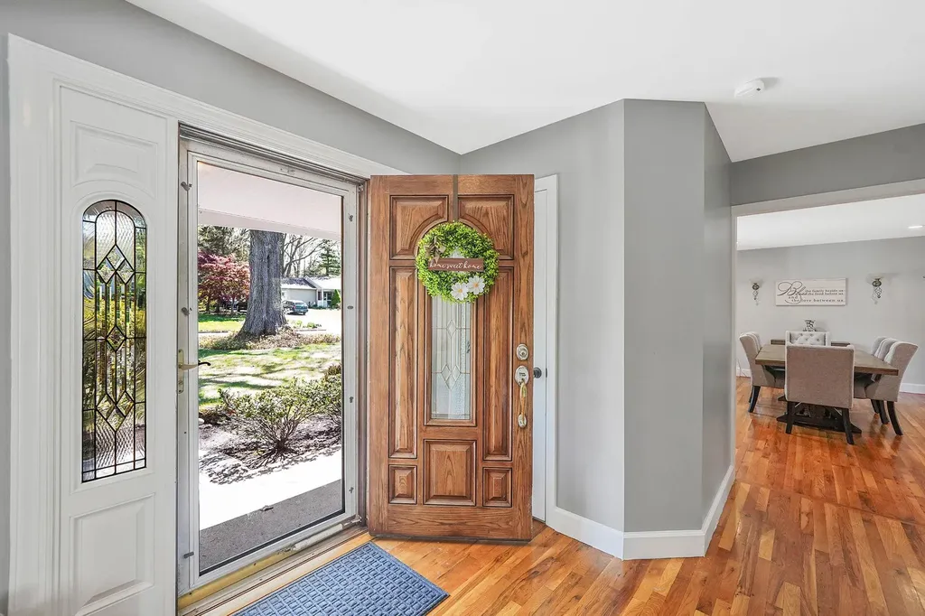 10 Jomar Road Shoreham NY 11786