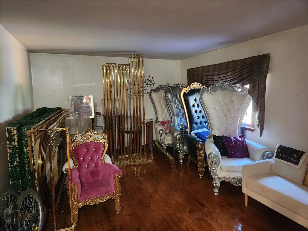 35 Mulford Place Hempstead NY 11550