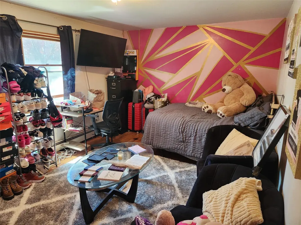 35 Mulford Place Hempstead NY 11550