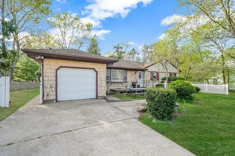 210 Oakdale Bohemia Road Bohemia NY 11716