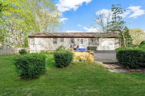 210 Oakdale Bohemia Road Bohemia NY 11716