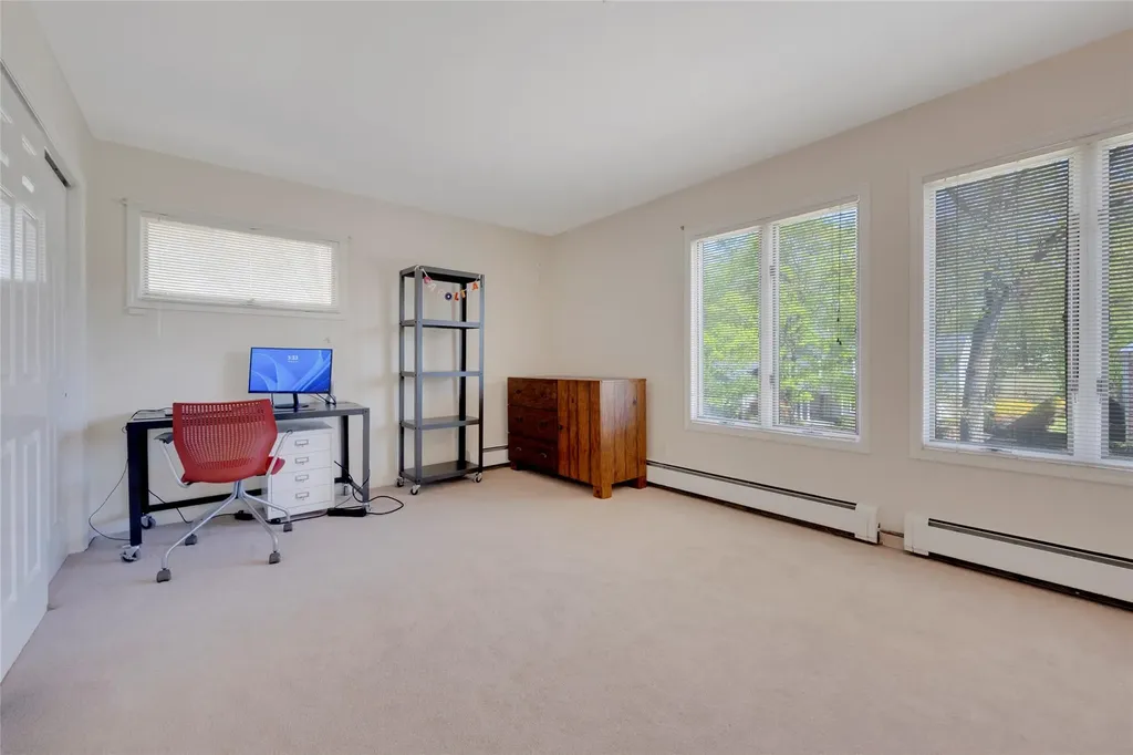 155 Barton Road White Plains NY 10605