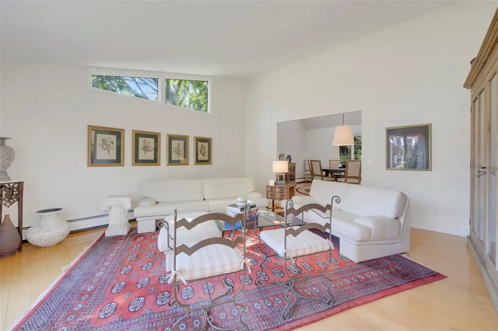 155 Barton Road White Plains NY 10605
