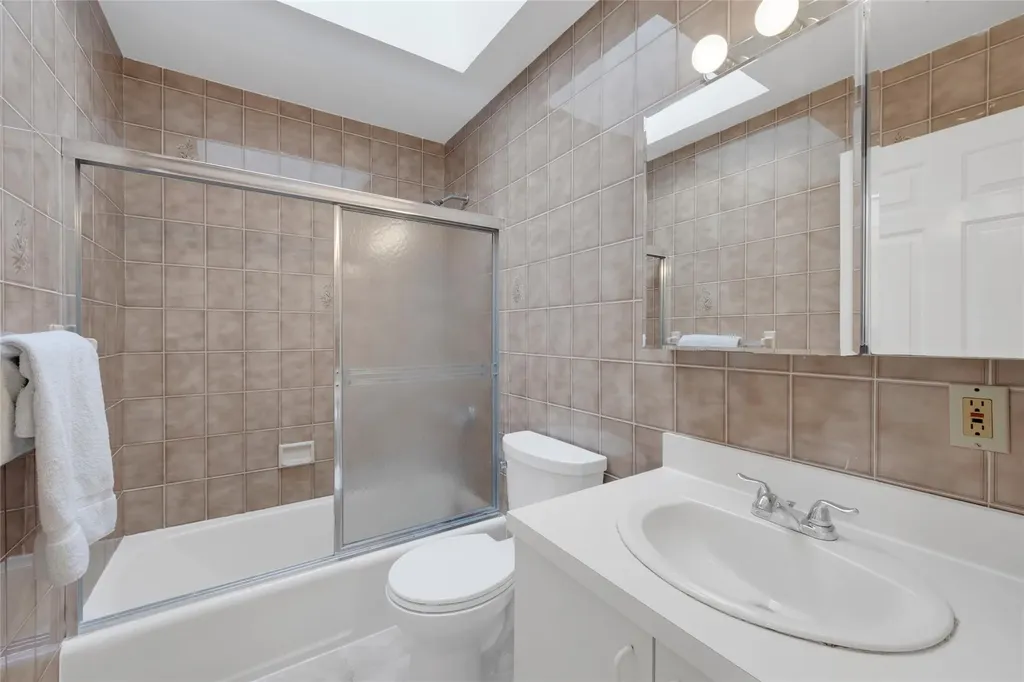 155 Barton Road White Plains NY 10605