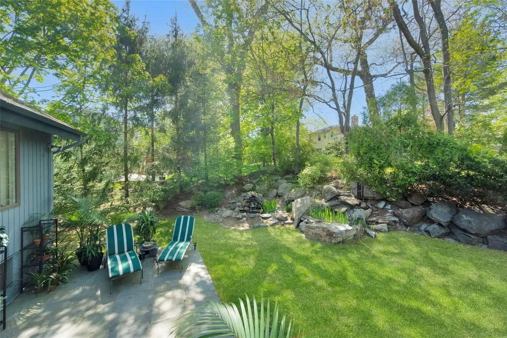 155 Barton Road White Plains NY 10605