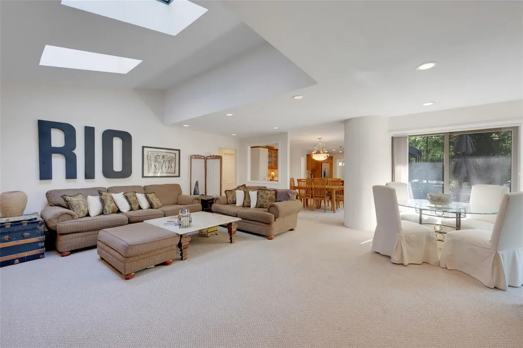 155 Barton Road White Plains NY 10605