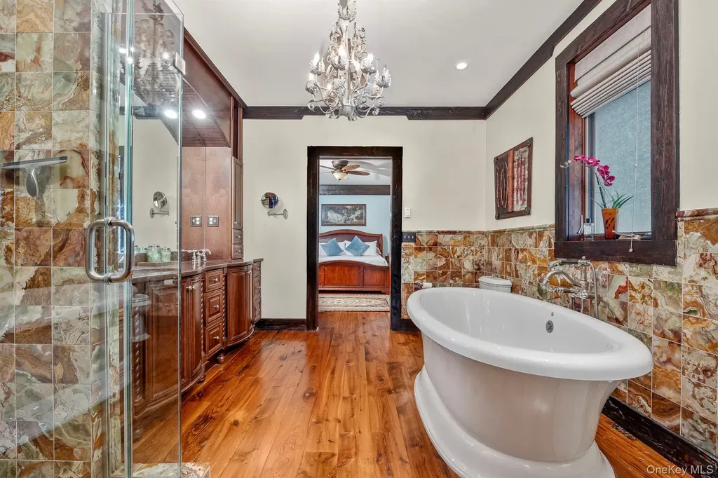 165 Drake Road Pleasant Valley NY 12569