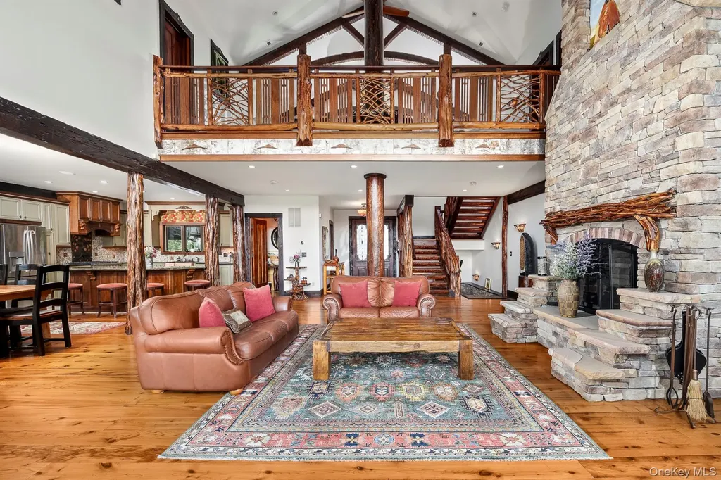 165 Drake Road Pleasant Valley NY 12569