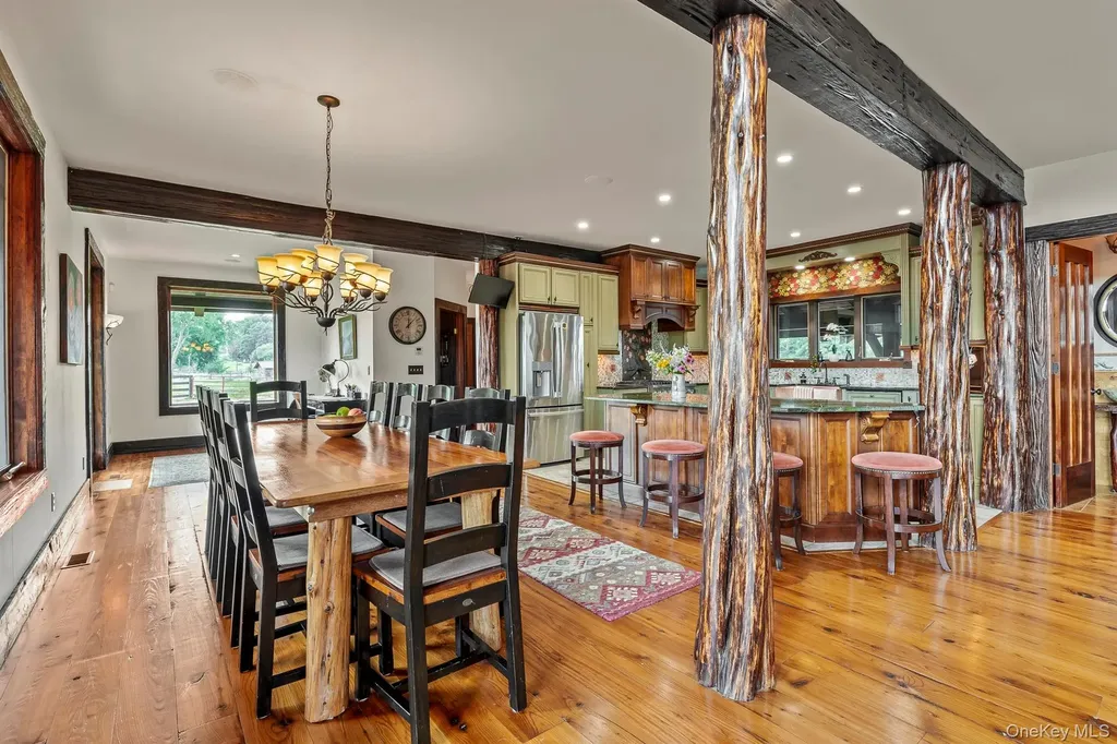 165 Drake Road Pleasant Valley NY 12569