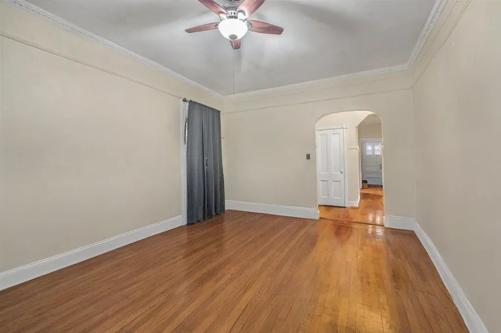 720 E 231st Street Bronx NY 10466