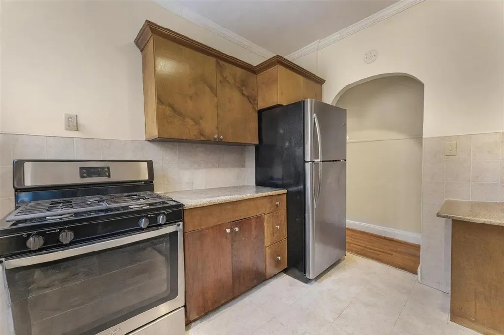 720 E 231st Street Bronx NY 10466