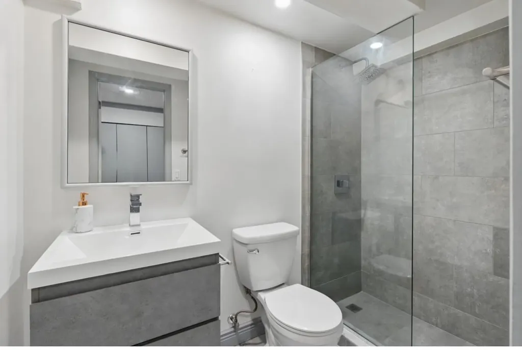 141 Lyons Road Scarsdale NY 10583