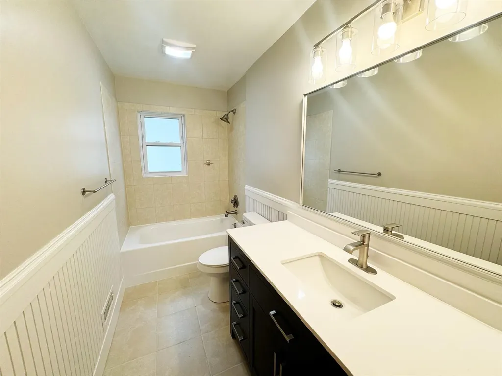 141 Lyons Road Scarsdale NY 10583