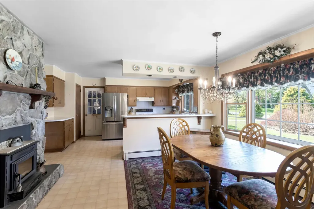1500 Marys Road Mattituck NY 11952