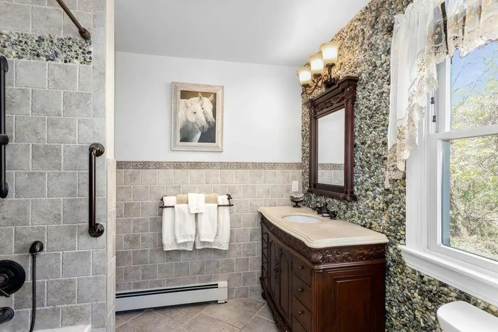 1500 Marys Road Mattituck NY 11952