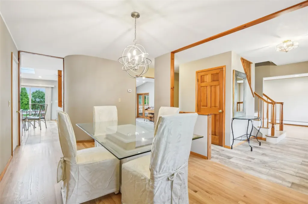 52 Bowman Lane Kings Park NY 11754