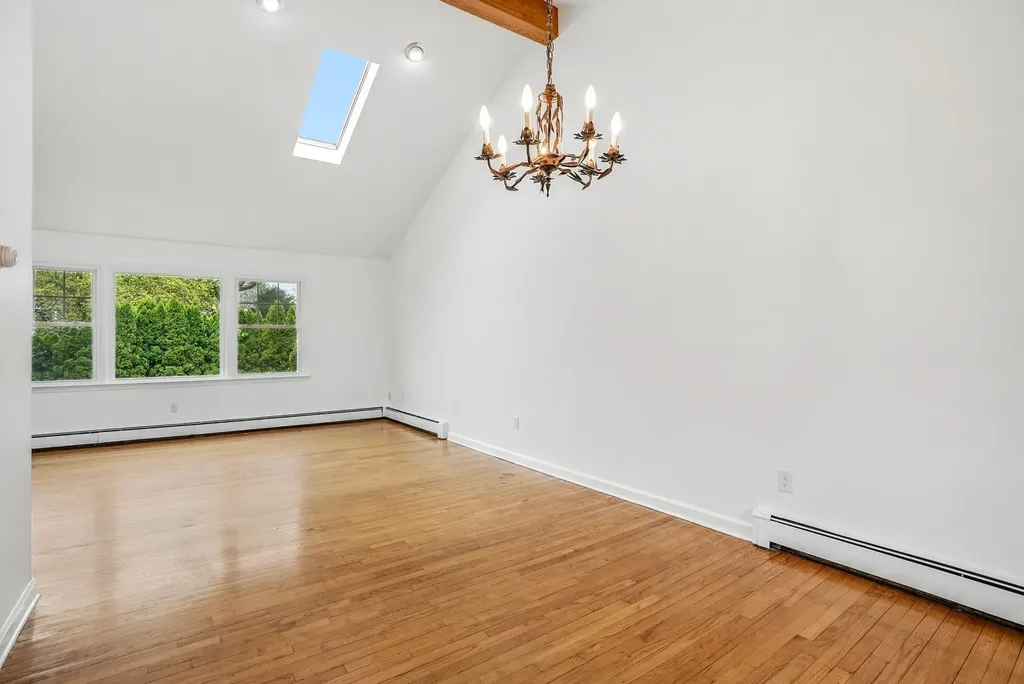 13 Pine Street Mount Kisco NY 10549