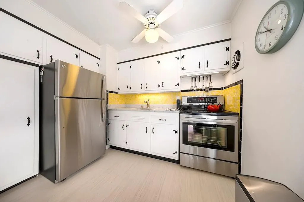 5 Chevy Chase Road Hampton Bays NY 11946