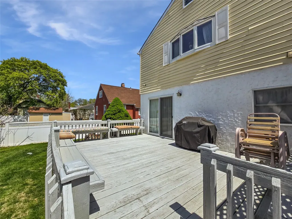 1994 Pine Street North Baldwin NY 11510